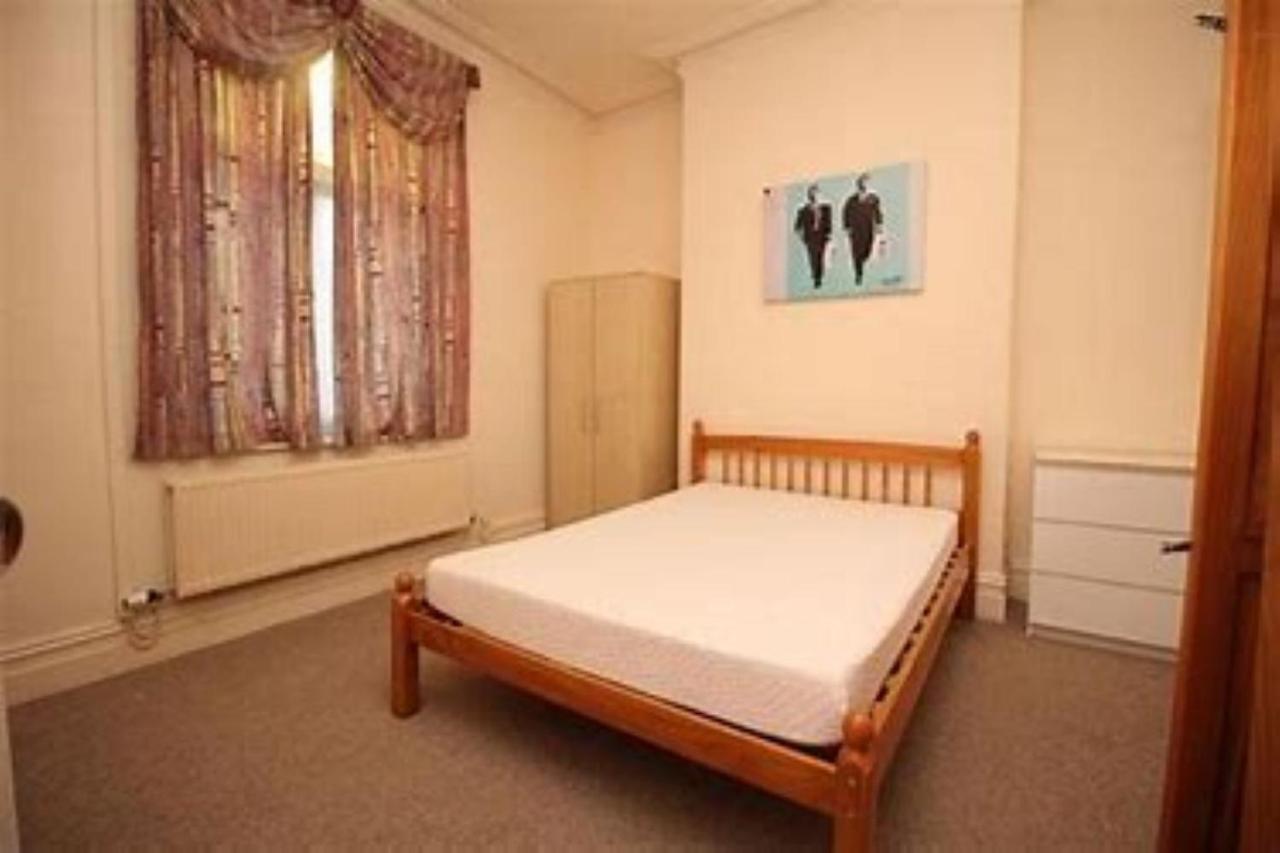 Hemel Short Stay Hemel Hempstead Bagian luar foto