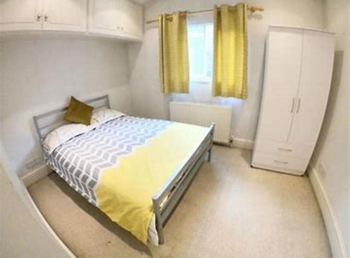 Hemel Short Stay Hemel Hempstead Bagian luar foto