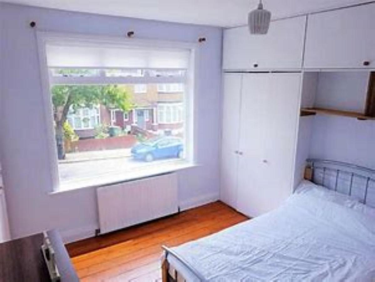 Hemel Short Stay Hemel Hempstead Bagian luar foto