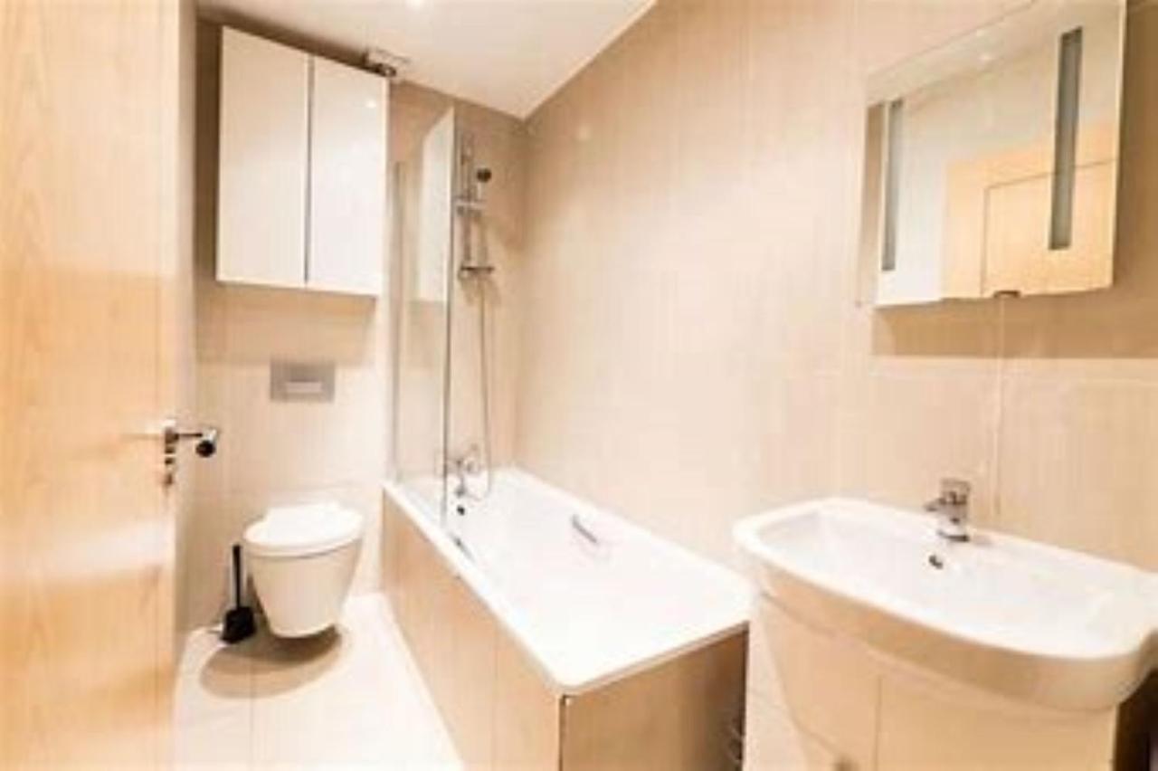 Hemel Short Stay Hemel Hempstead Bagian luar foto